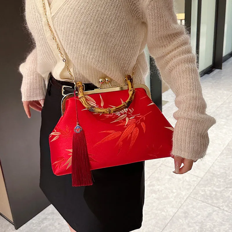 Chinese-Style Retro Embroidered Portable Crossbody Bag in Ethnic Cheongsam Design