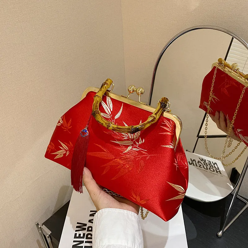 Chinese-Style Retro Embroidered Portable Crossbody Bag in Ethnic Cheongsam Design