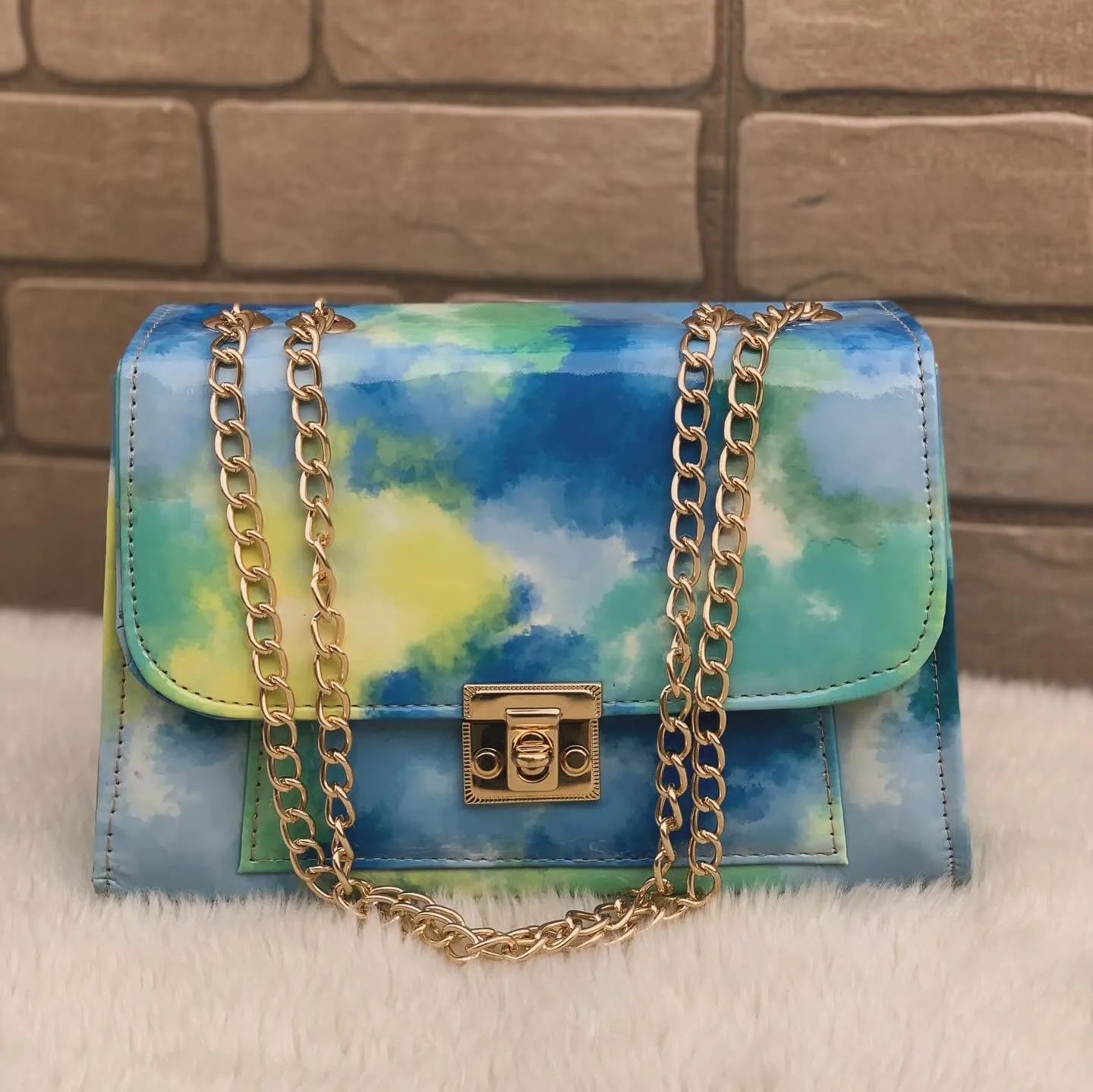 Crossbody Chain Bag -Cloudscape