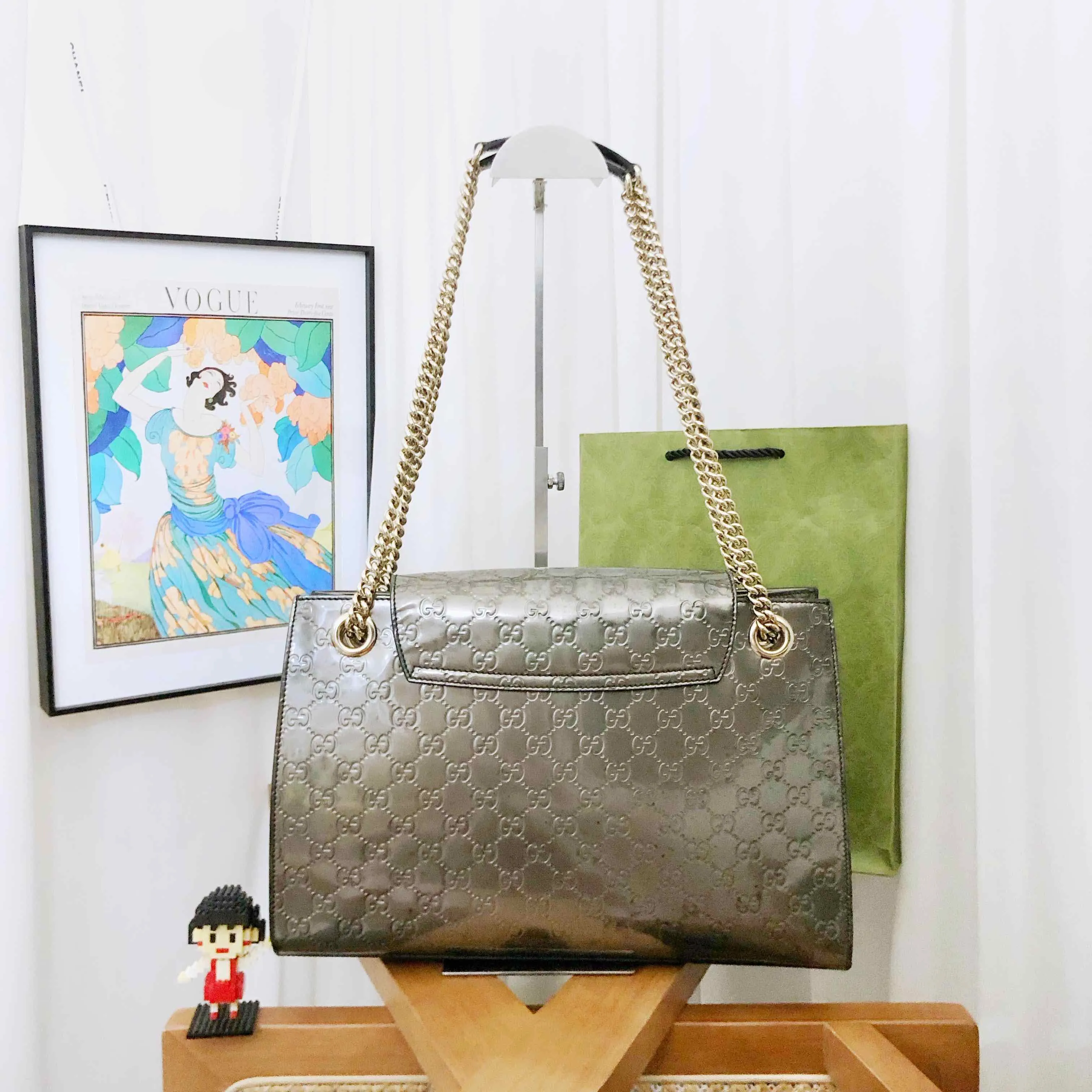 Gucci Emily Chain Bag in Silver Metallic Leather - Preloved Shoulder Bag
