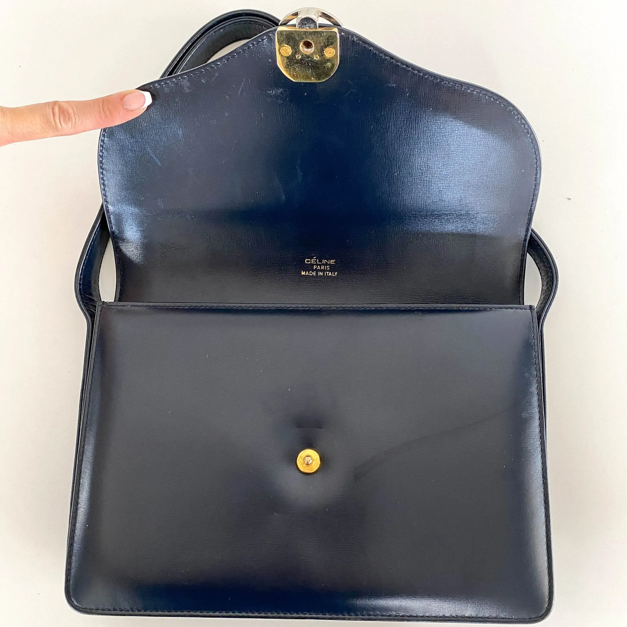 Horse Carriage  Gold Hardware Vintage Shoulder Bag