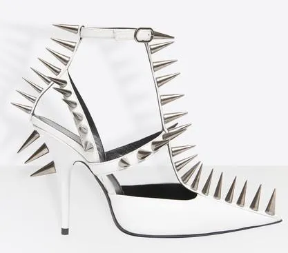 Knife Patent Spike Pump, Black or White