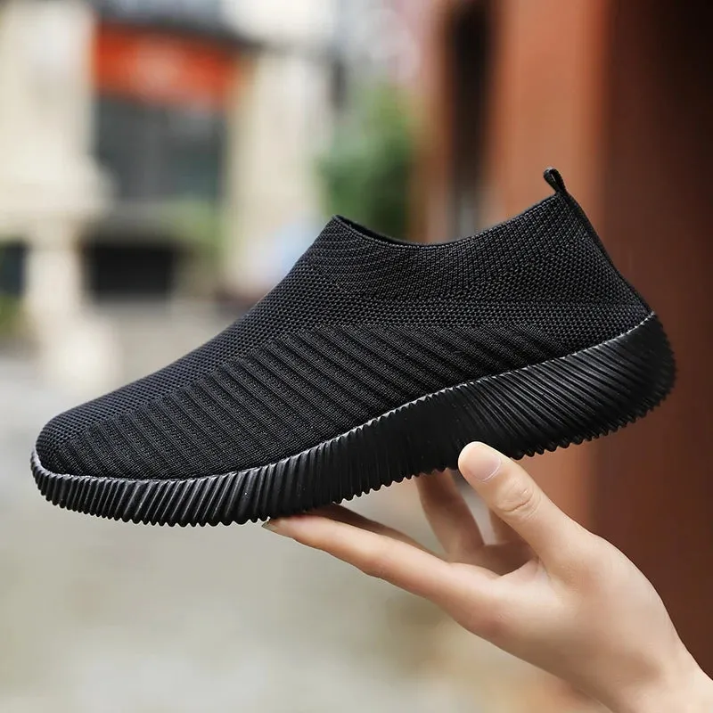 Lightweight Walking Shoes