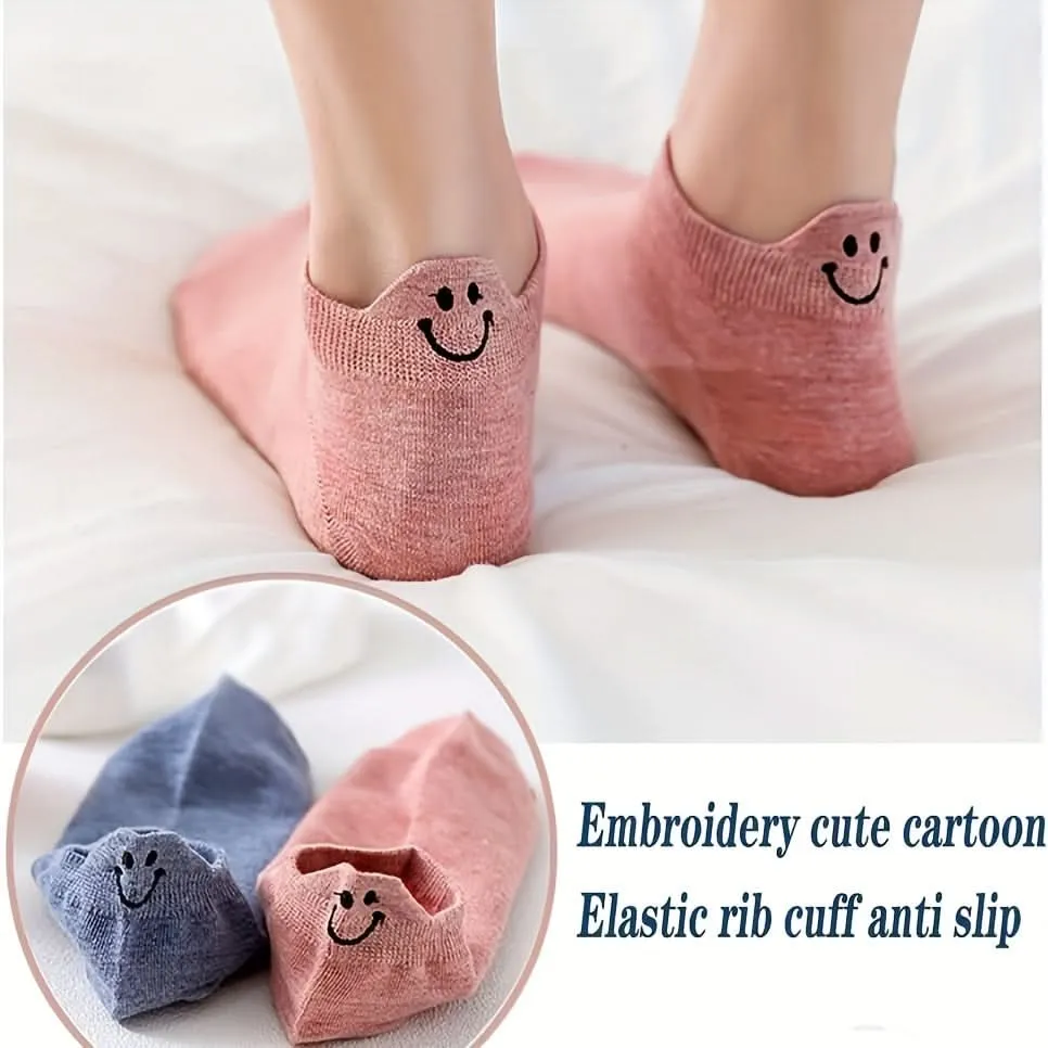 Pack of 10 Pairs Women's Embroidered Ankle Socks – Cute & Comfy