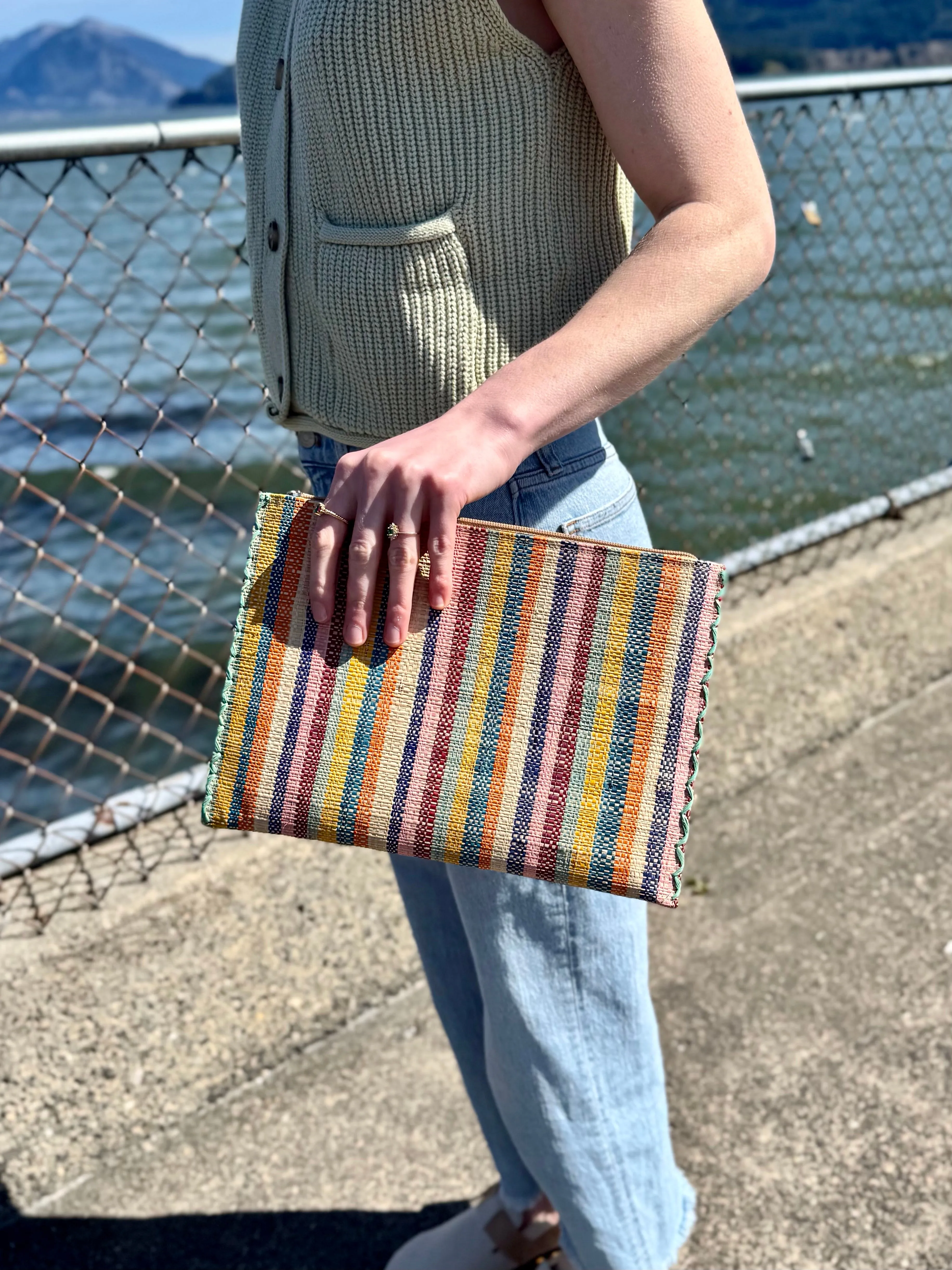 Zippered Straw Clutch Bags